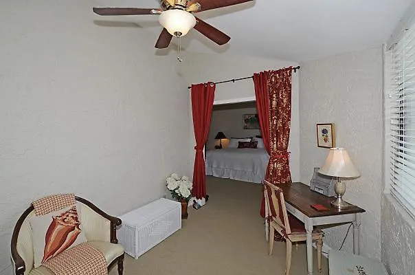 4-10 Shoreline Towers- Free Beach Setup Destin 0*,