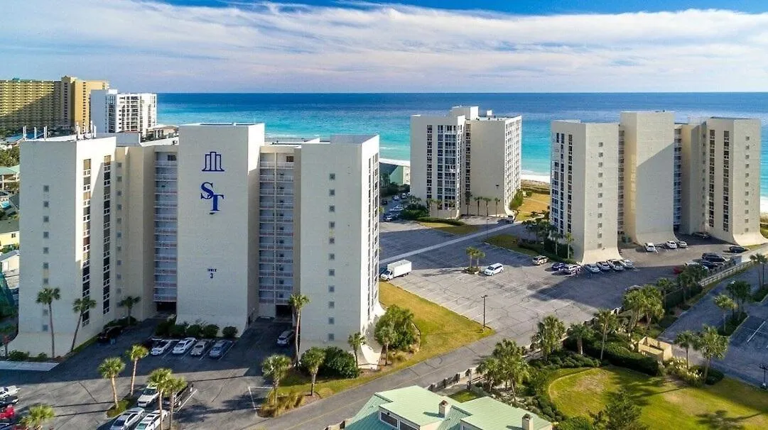 4-10 Shoreline Towers- Free Beach Setup Destin